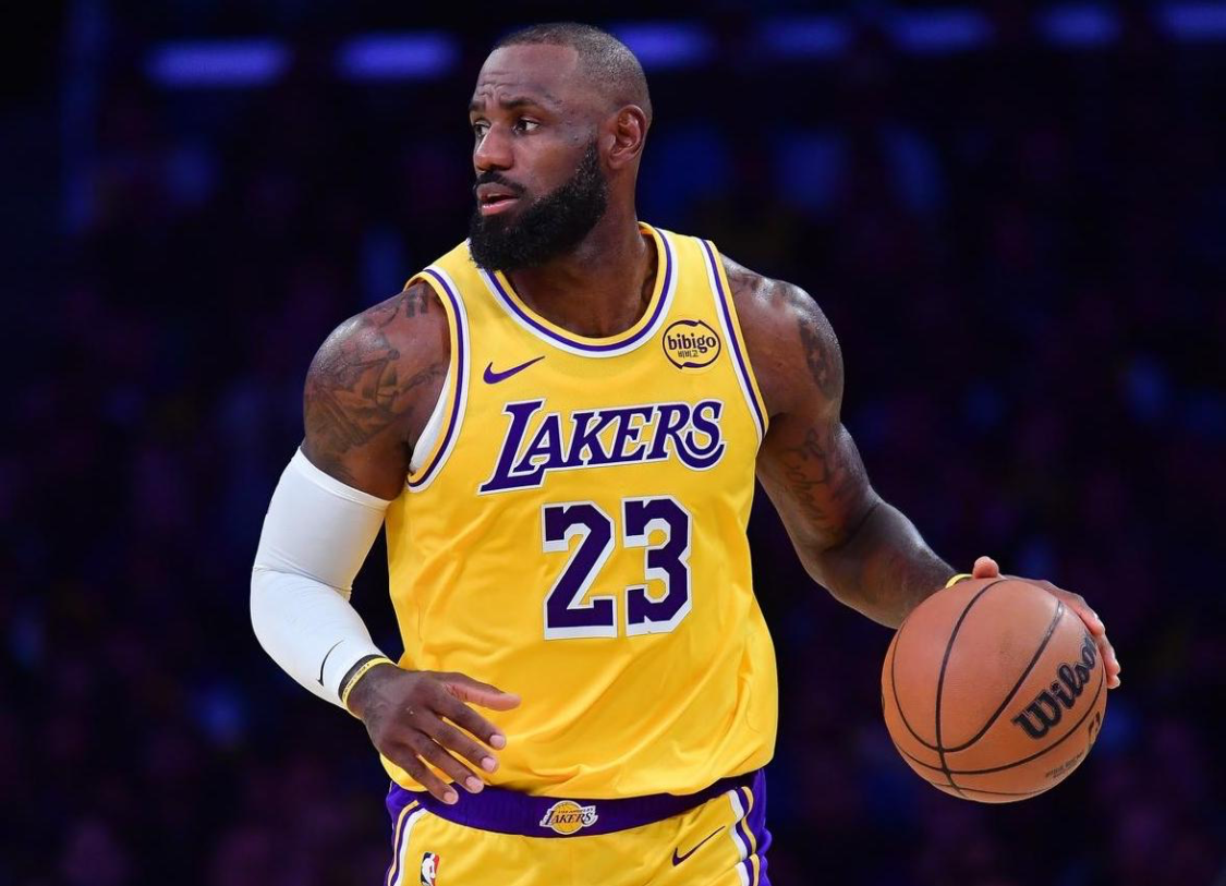 开云体育官网登录入口-詹姆斯是20岁、30岁以前历史总得分王！锁定40岁以后总得分王！